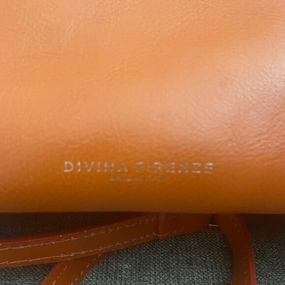 Divina Firenze Italy Orange Tan Genuine Leather Crossbody Shoulder Bag - Picture 3 of 11